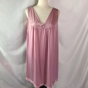 VTG Nightgown Size XL Barbie Core Vanity Fair Nightie Wed Lingerie Silky Pink